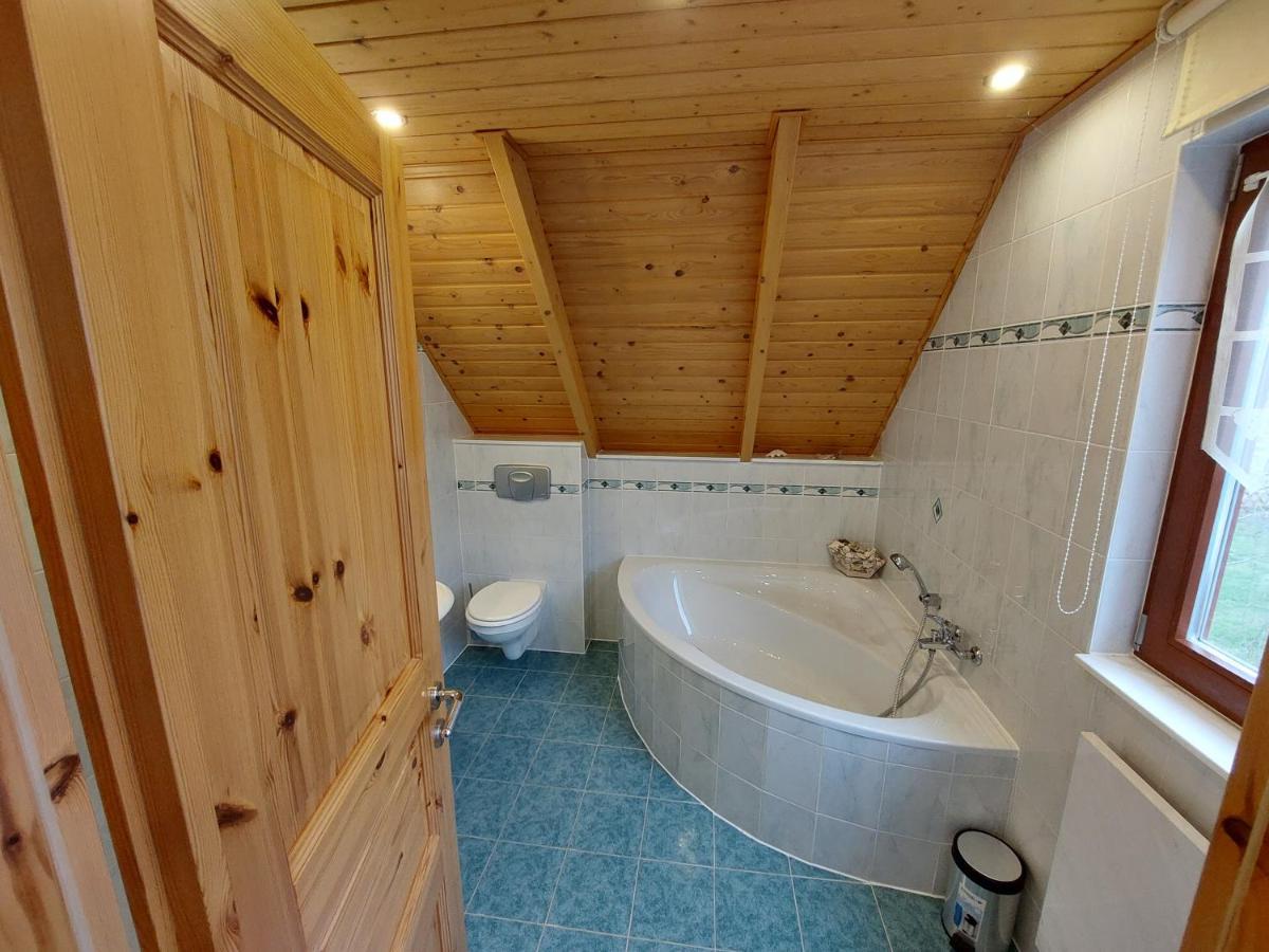 Ferienwohnung Zur Saaleaue Wettin Exterior foto
